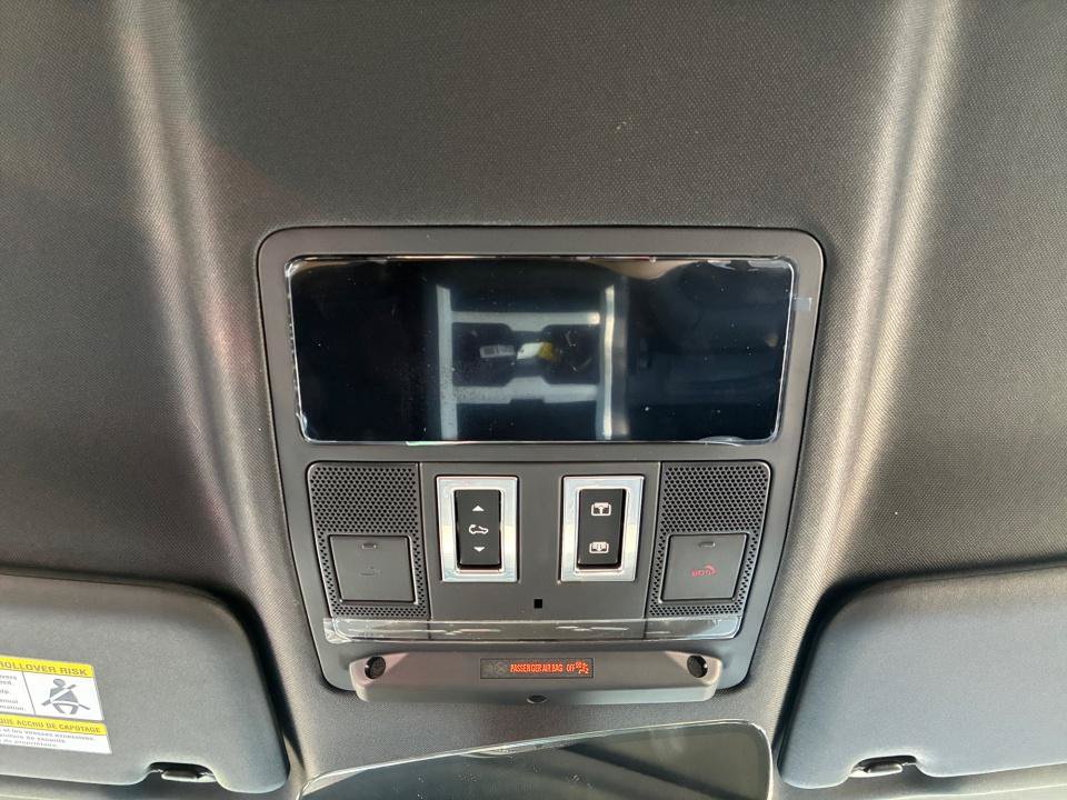 New 2026 Land Rover Defender 110 S AWD/4WD image 21