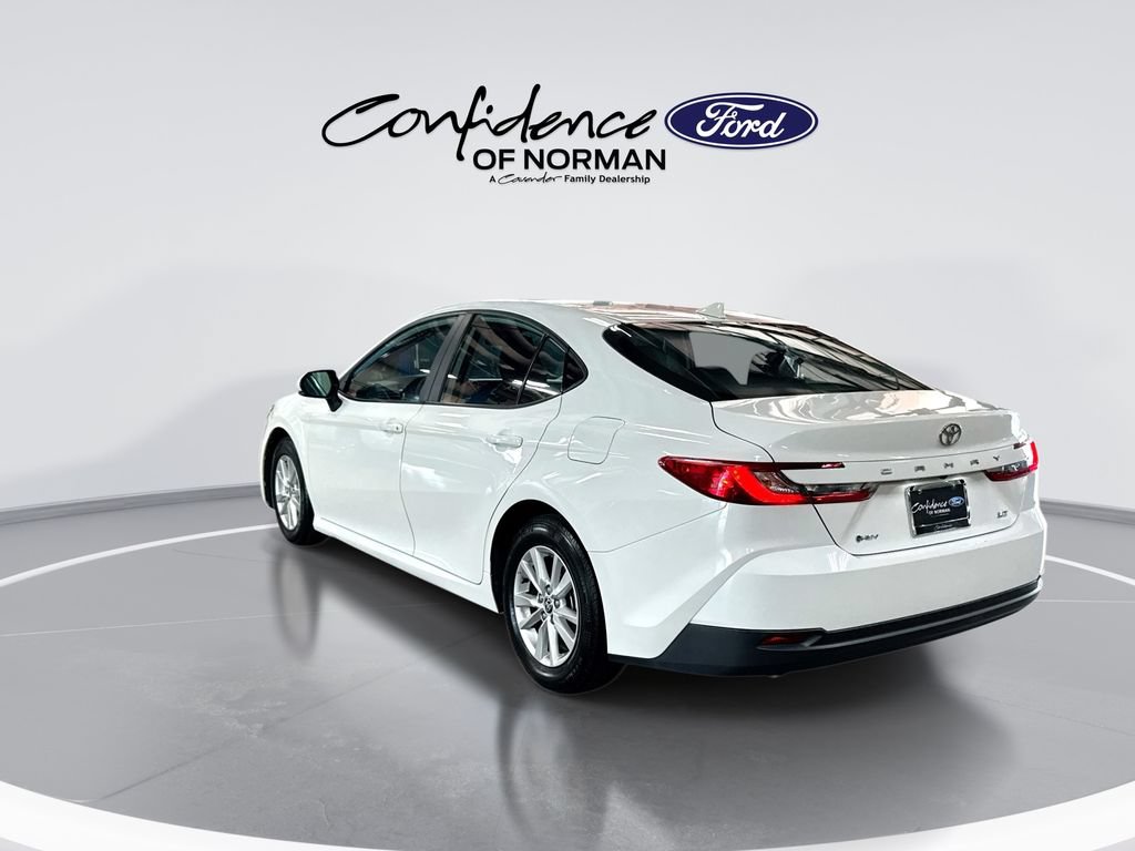 Used 2025 Toyota Camry LE FWD image 6