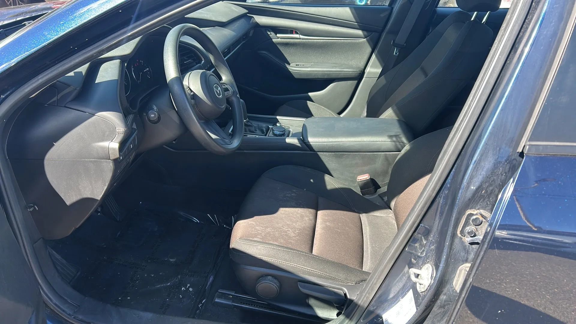 Used 2022 MAZDA MAZDA3 2.0 Sedan 4D image 9