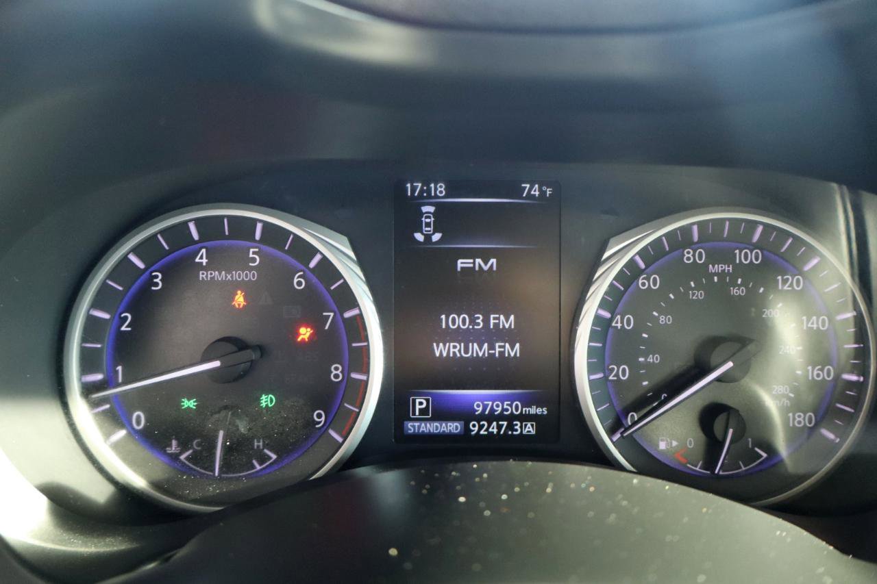 Used 2016 INFINITI Q50 3.0t Premium w/ Driver Assistance Package image 19