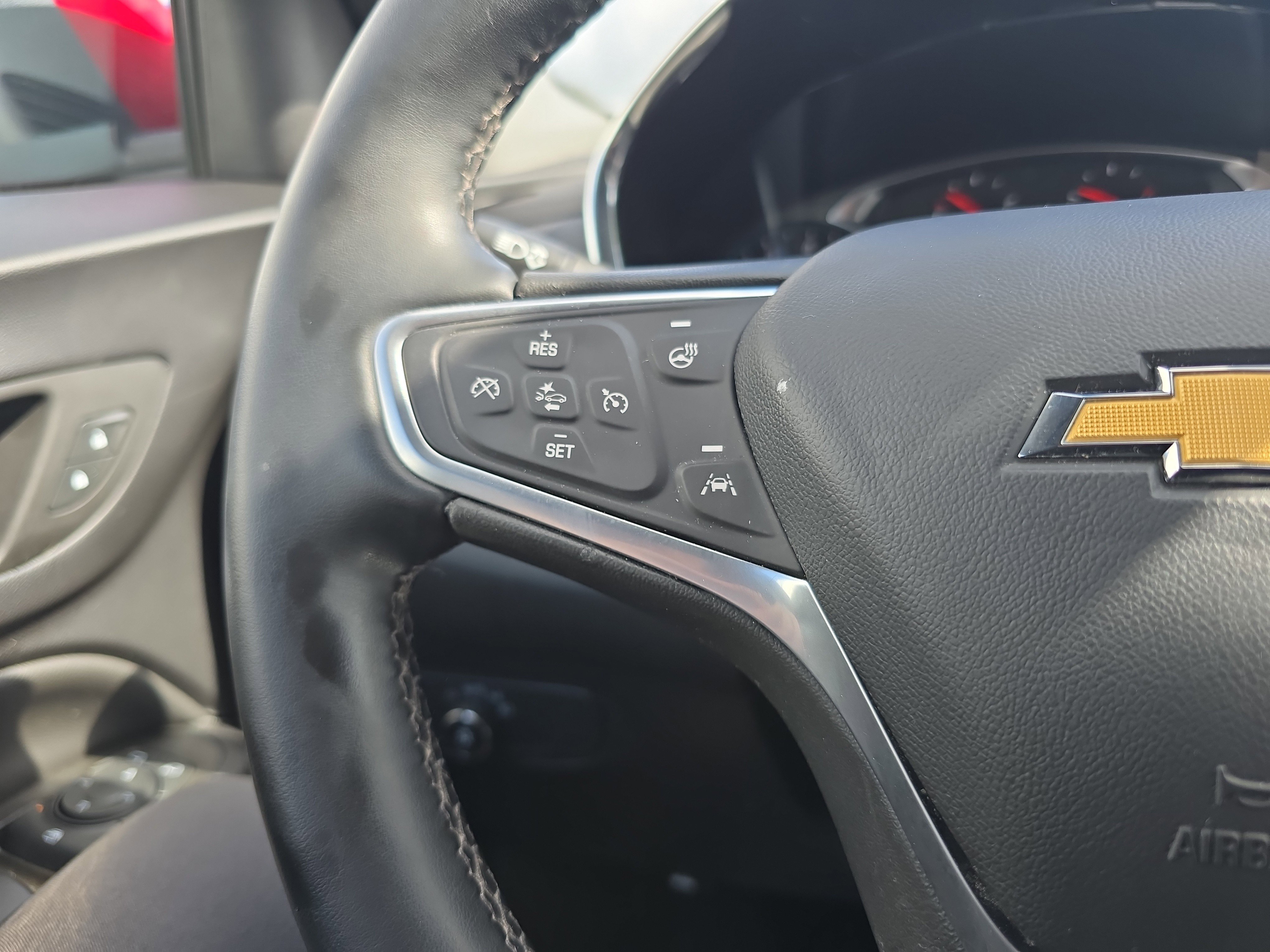 Used 2023 Chevrolet Equinox LT AWD/4WD image 21