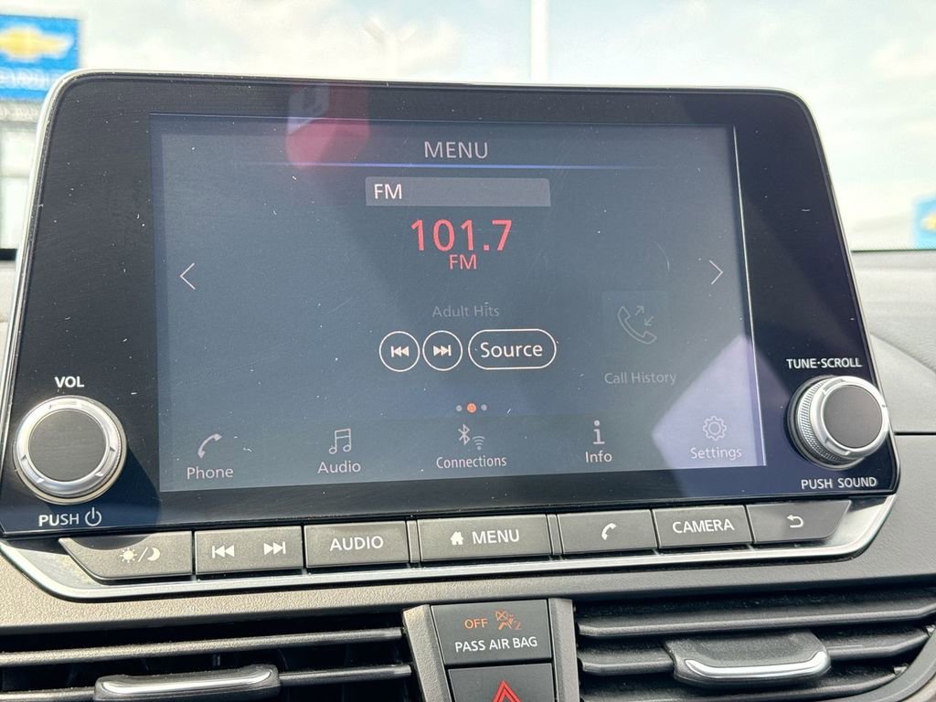 Used 2023 Nissan Altima 2.5 SV image 16