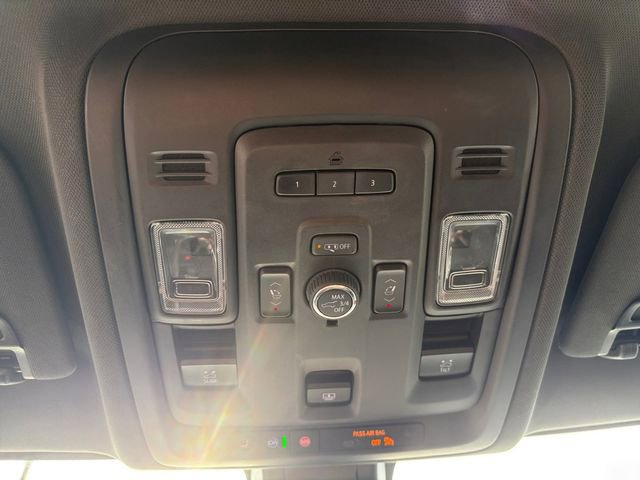 Used 2021 GMC Yukon AT4 w/ Rear Media and Nav Package AWD/4WD image 12