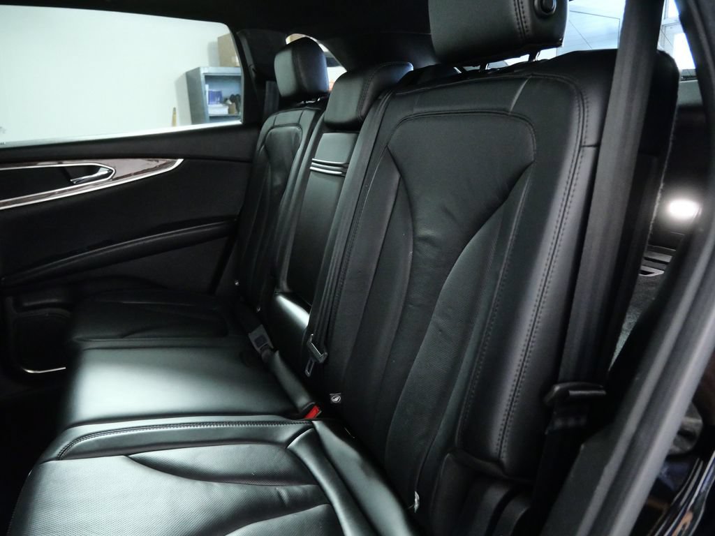 Used 2018 Lincoln MKX Reserve w/ Lincoln MKX Climate Package AWD/4WD image 14