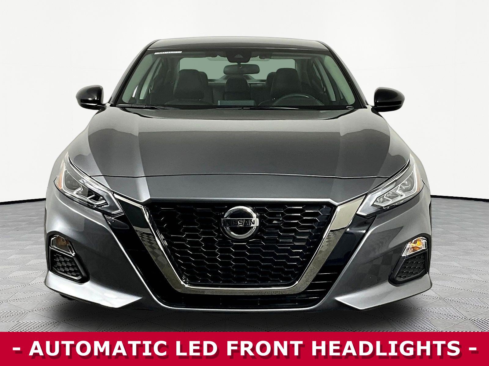 Certified 2022 Nissan Altima 2.5 SR FWD image 2