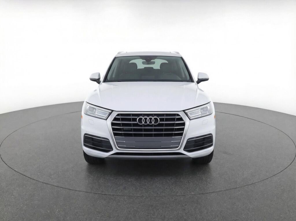 Used 2018 Audi Q5 2.0T Premium w/ Convenience Package image 2