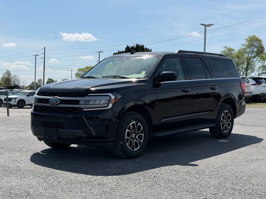 Used 2024 Ford Expedition Max XLT image 9