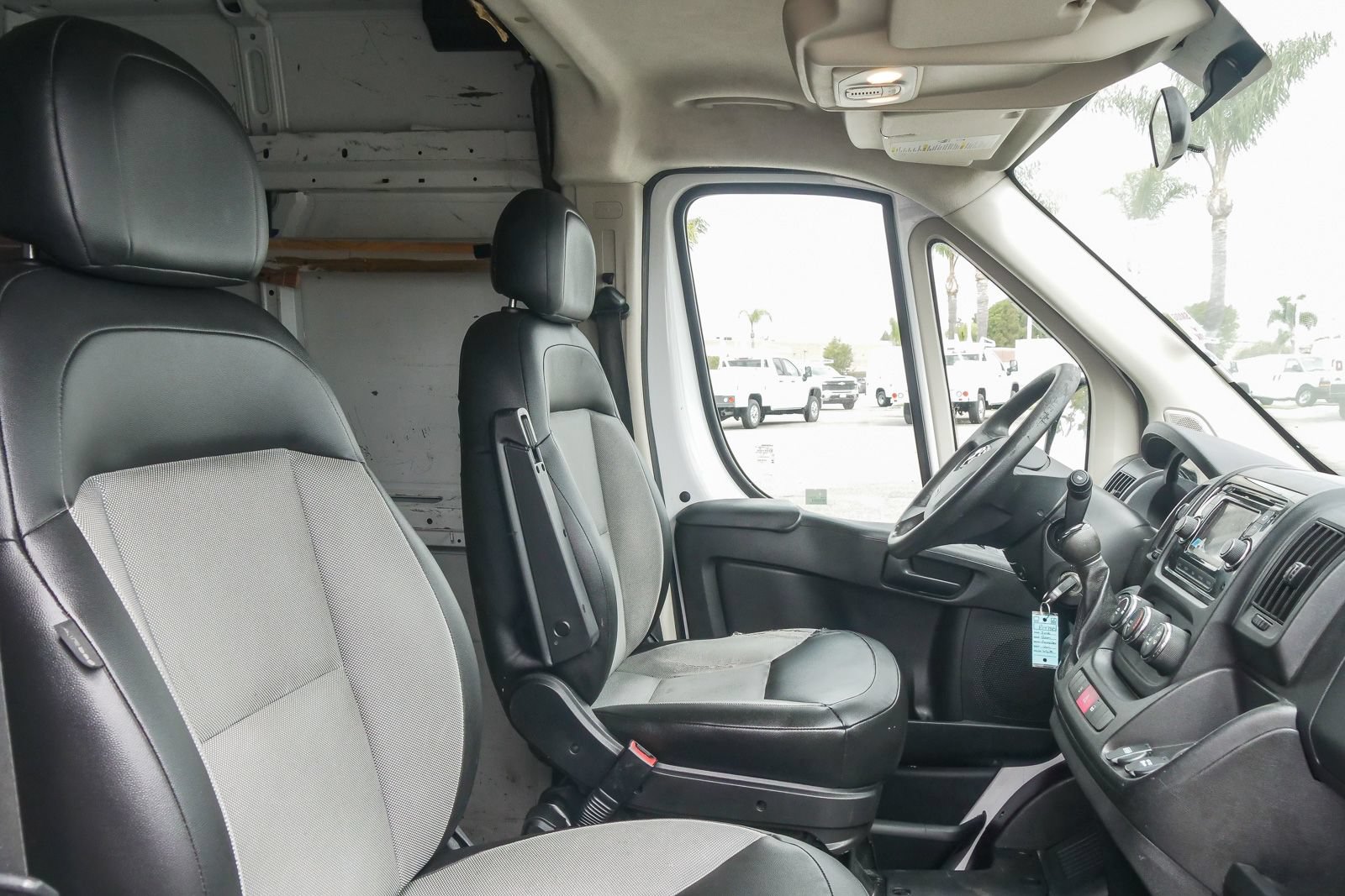 Used 2016 RAM ProMaster 2500 w/ Interior Convenience Group FWD image 11