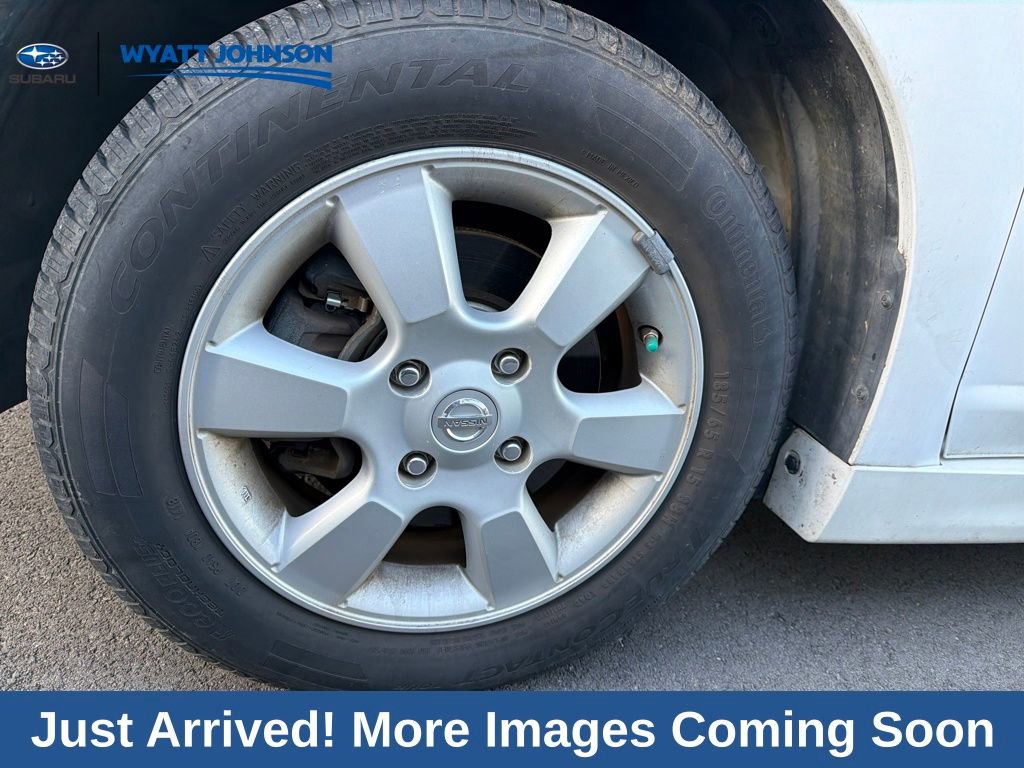 Used 2007 Nissan Versa SL w/ Convenience Pkg image 3