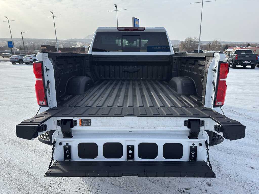 New 2026 Chevrolet Silverado 2500 ZR2 image 25