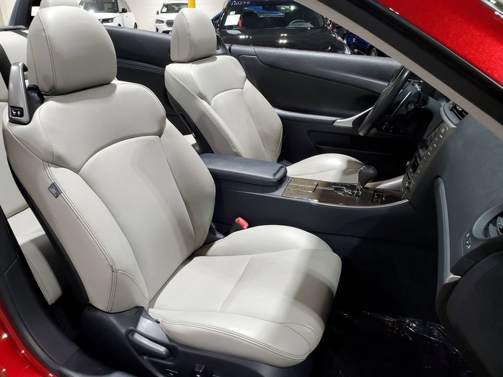 Used 2012 Lexus IS 350C w/ Luxury Pkg RWD image 14