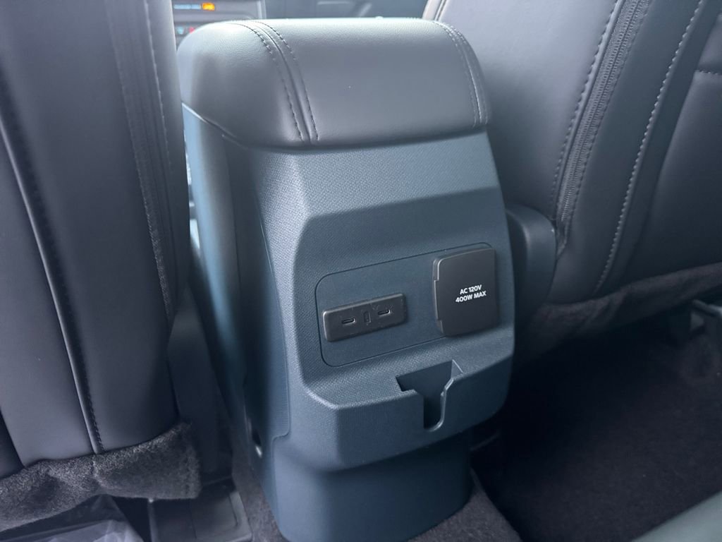 New 2025 Ford Maverick Lariat w/ Black Appearance Package image 26