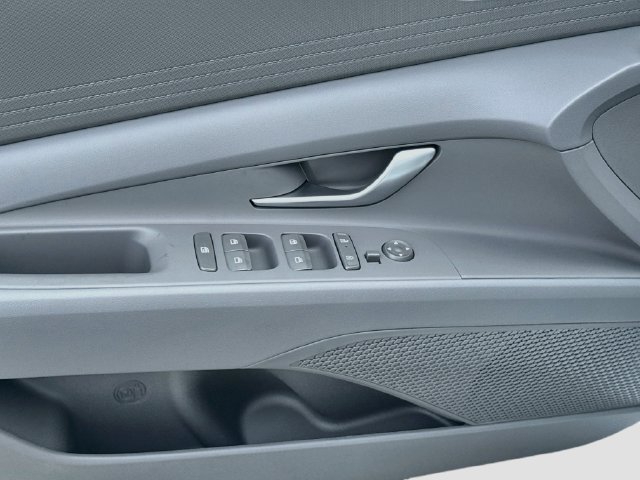 New 2026 Hyundai Elantra SE FWD image 17