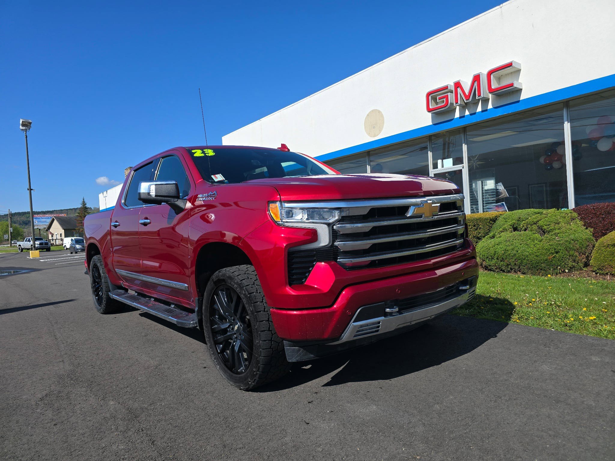 Used 2023 Chevrolet Silverado 1500 High Country w/ Technology Package AWD/4WD image 1