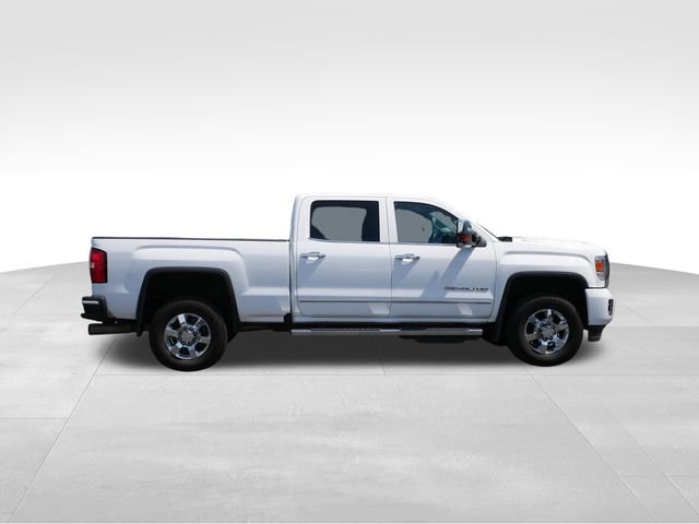 Used 2019 GMC Sierra 3500 Denali w/ Duramax Plus Package AWD/4WD image 11