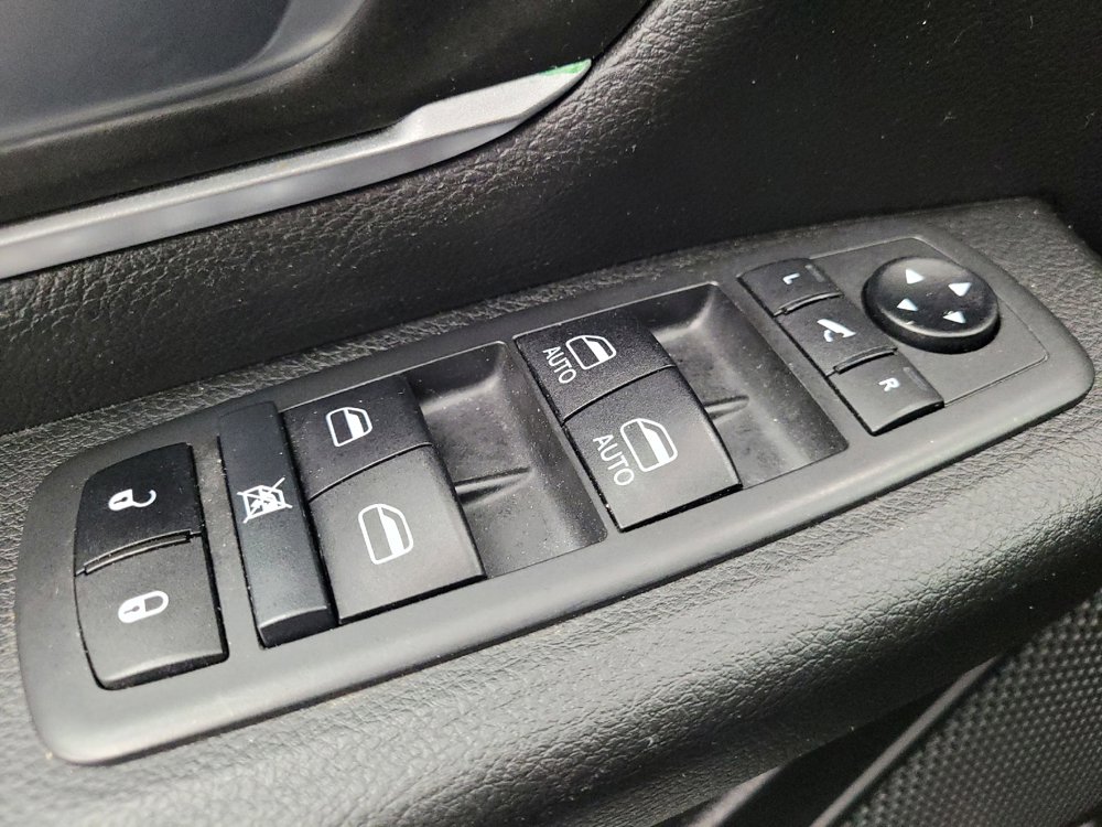 Used 2021 RAM 1500 Big Horn RWD image 27