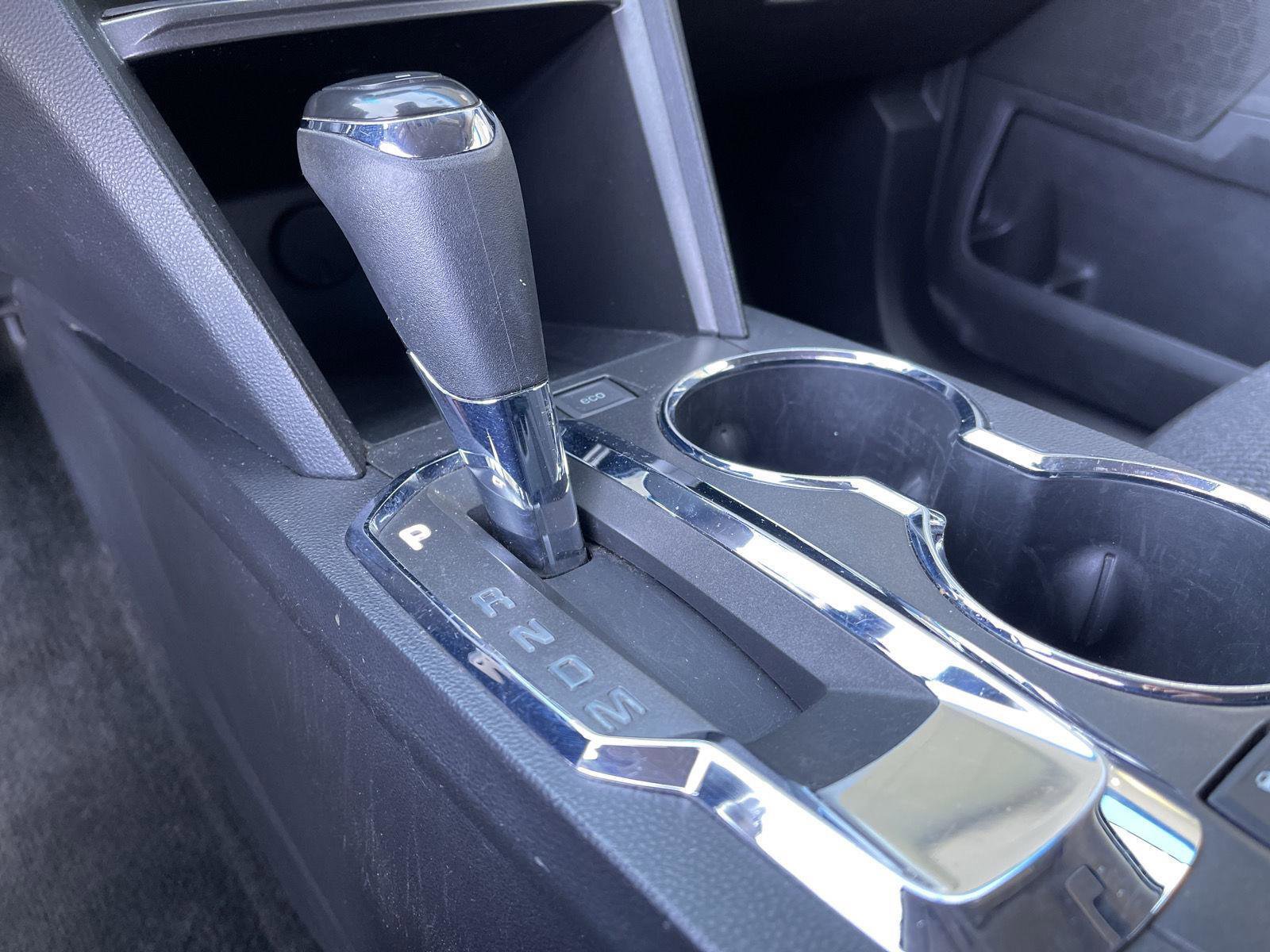 Used 2017 Chevrolet Equinox LT FWD image 24