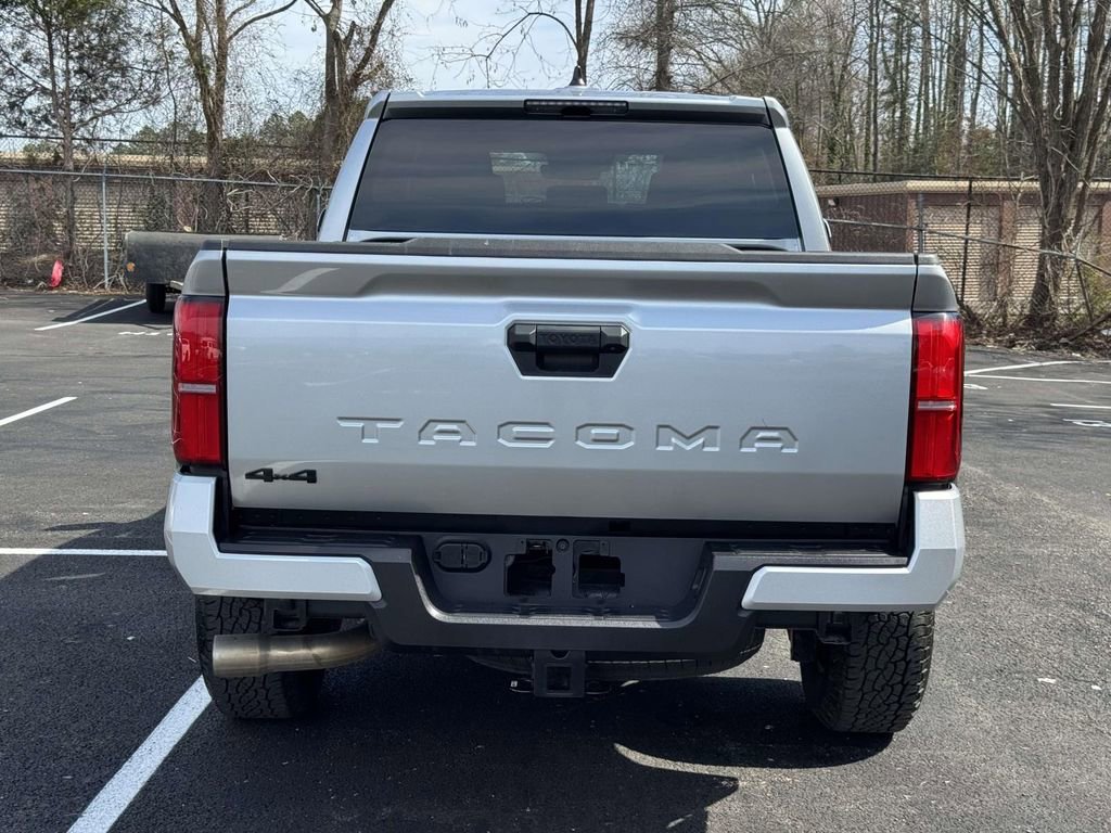 Used 2025 Toyota Tacoma TRD Off-Road AWD/4WD image 22