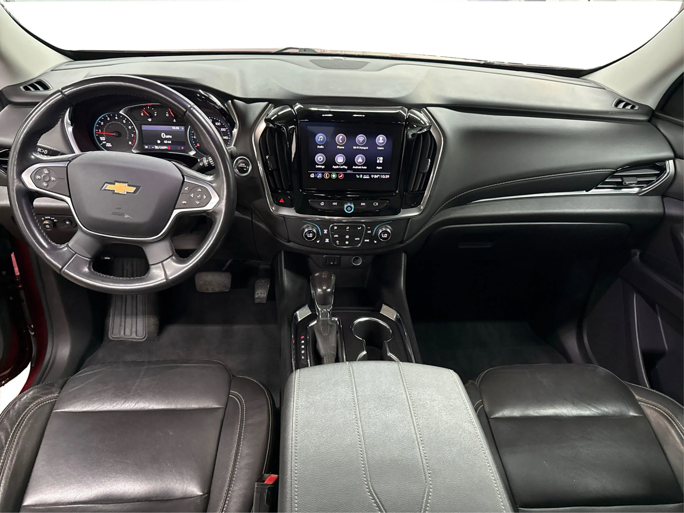 Used 2021 Chevrolet Traverse LT image 20