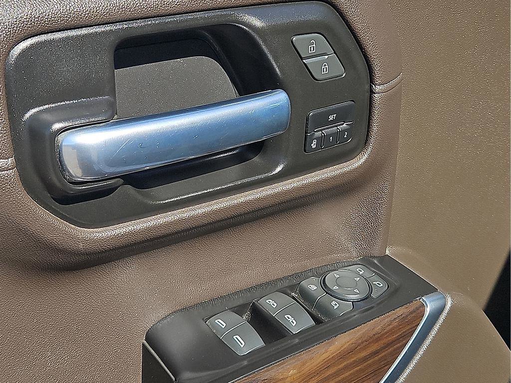 Used 2020 GMC Sierra 1500 SLT AWD/4WD image 12