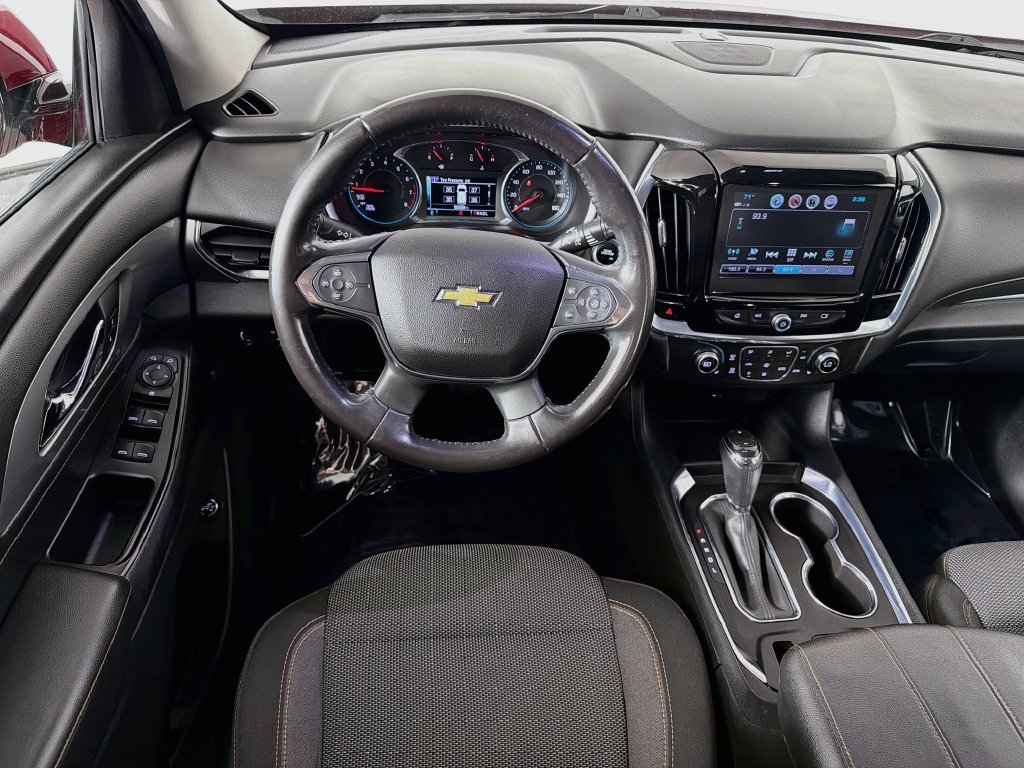 Used 2018 Chevrolet Traverse LT FWD image 21