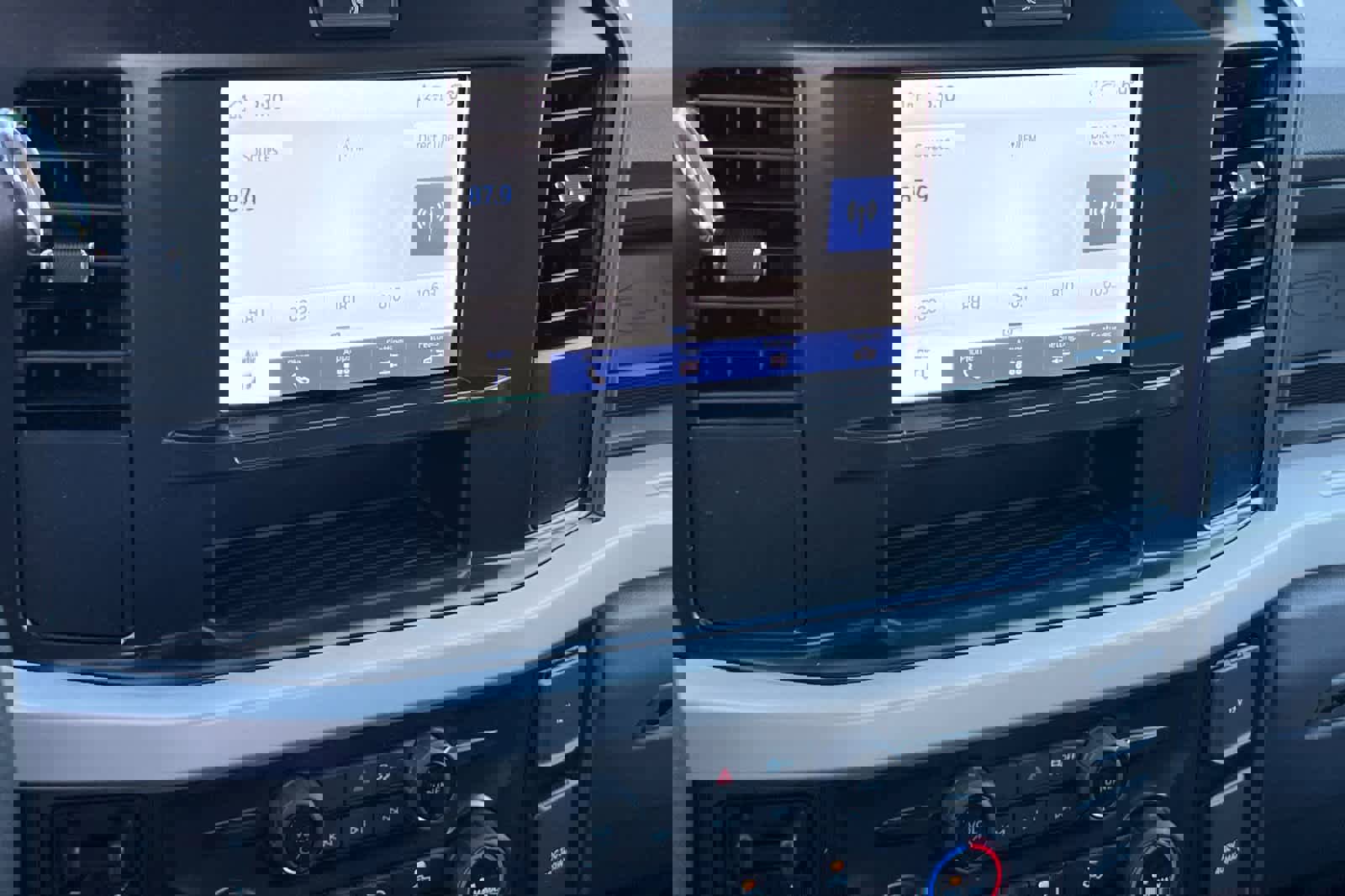 New 2026 Ford F350 XL w/ XL Chrome Package image 18