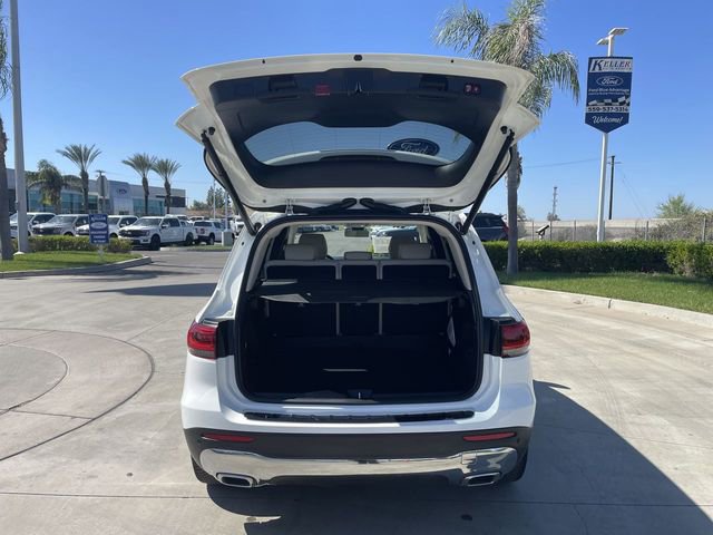Used 2022 Mercedes-Benz GLB 250 w/ Premium Package Lite image 25