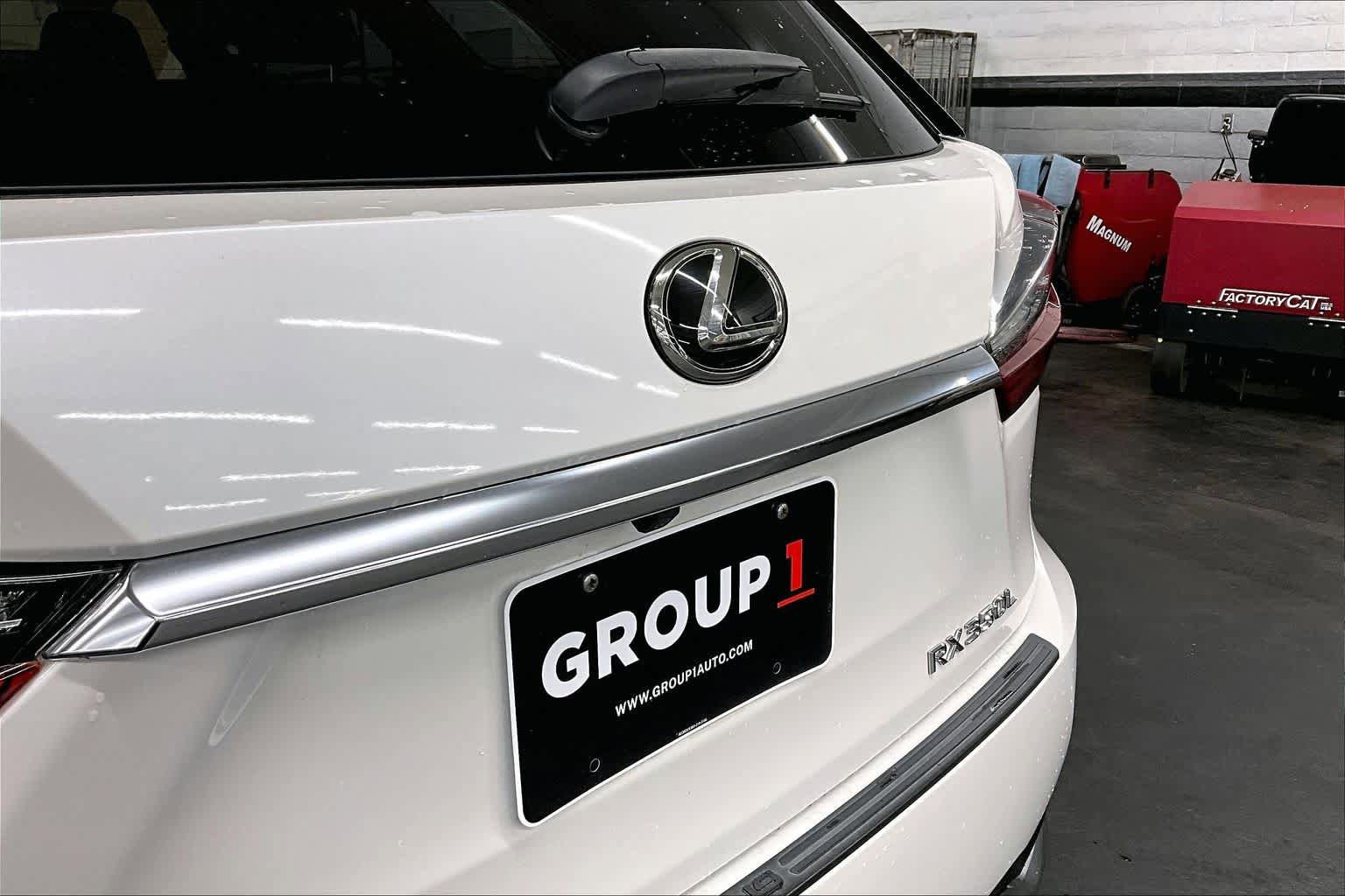 Used 2018 Lexus RX 350L FWD w/ Accessory Package image 30