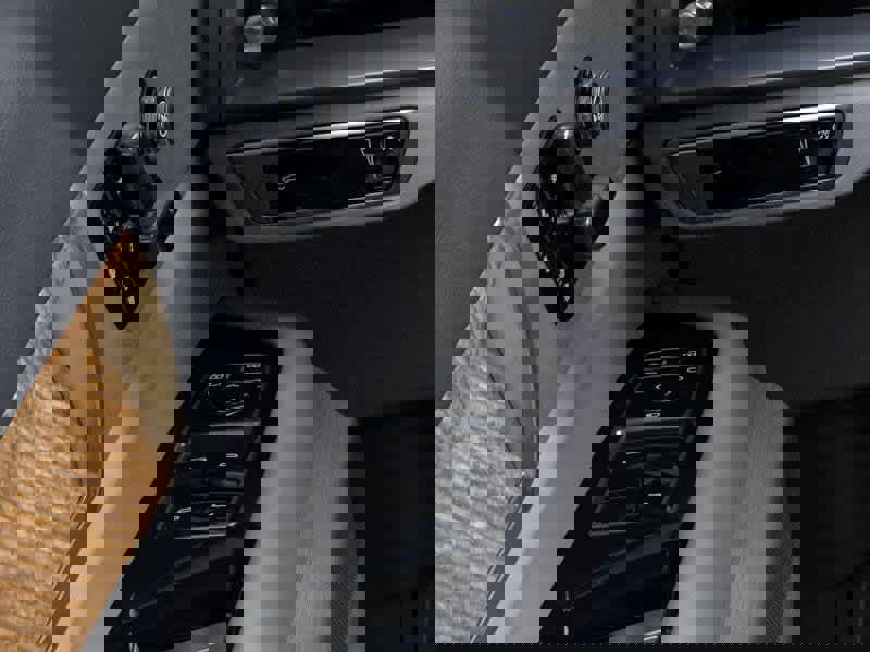 New 2026 Cadillac Vistiq Luxury image 22