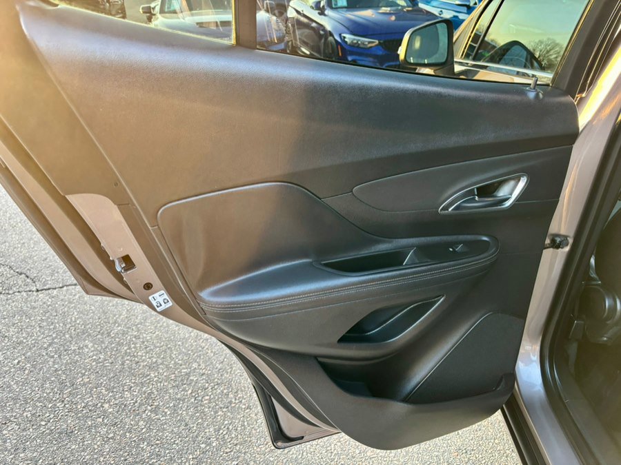 Used 2015 Buick Encore Convenience image 16