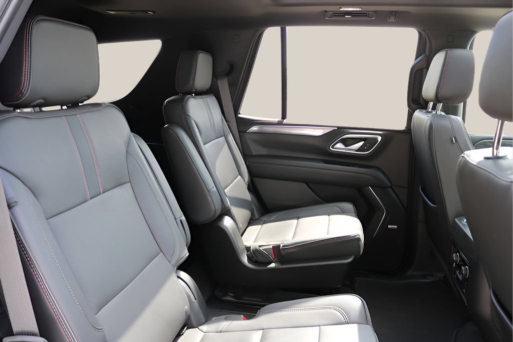 Used 2024 Chevrolet Tahoe RST w/ Luxury Package AWD/4WD image 20