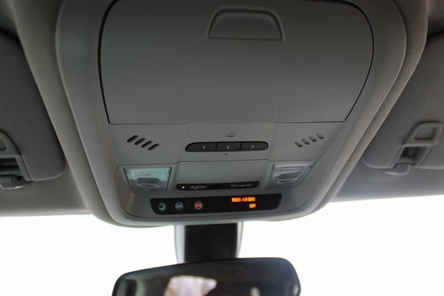 Used 2019 Chevrolet Equinox LT image 25