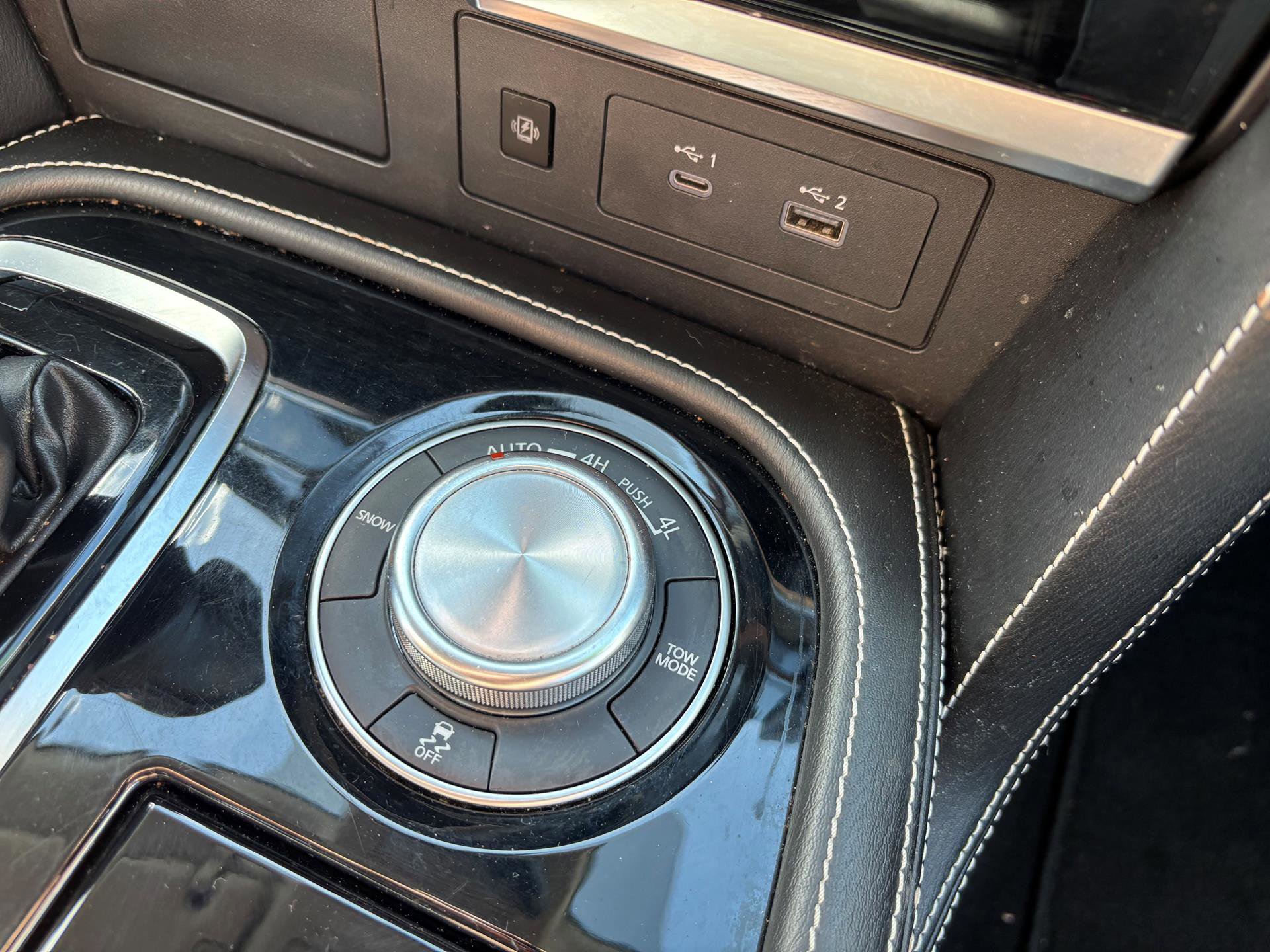 Used 2022 INFINITI QX80 Premium Select w/ Cargo Package image 12