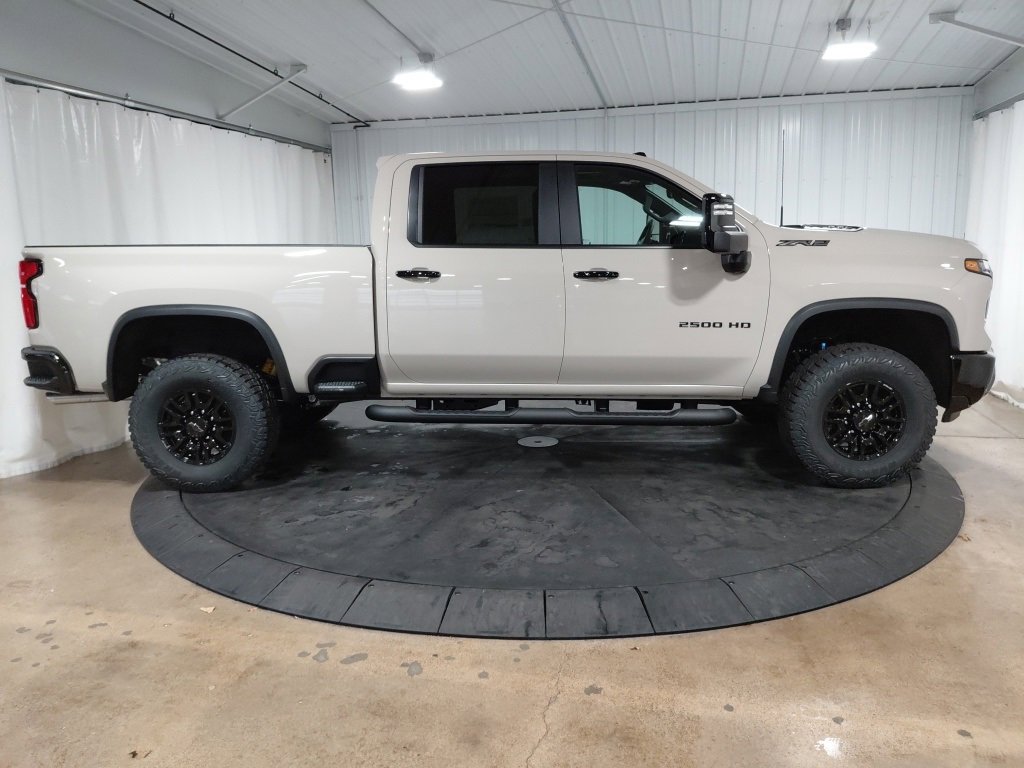 New 2026 Chevrolet Silverado 2500 ZR2 w/ LPO, Dark Essentials Package image 10