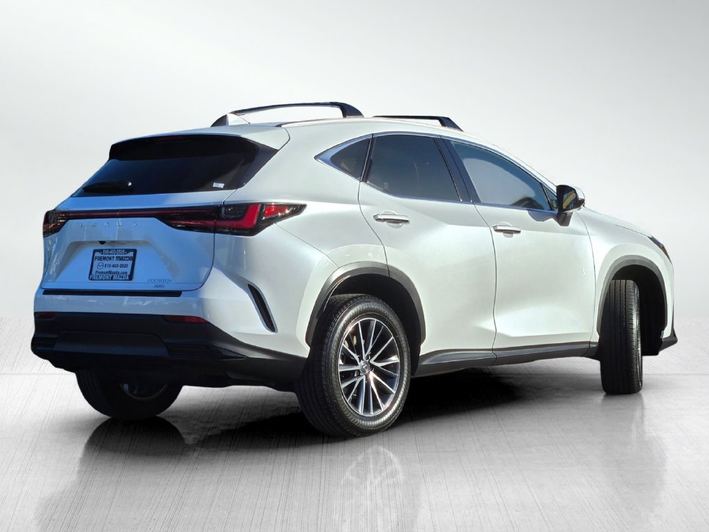 Used 2025 Lexus NX 350h AWD w/ Accessory Package (2T) image 4