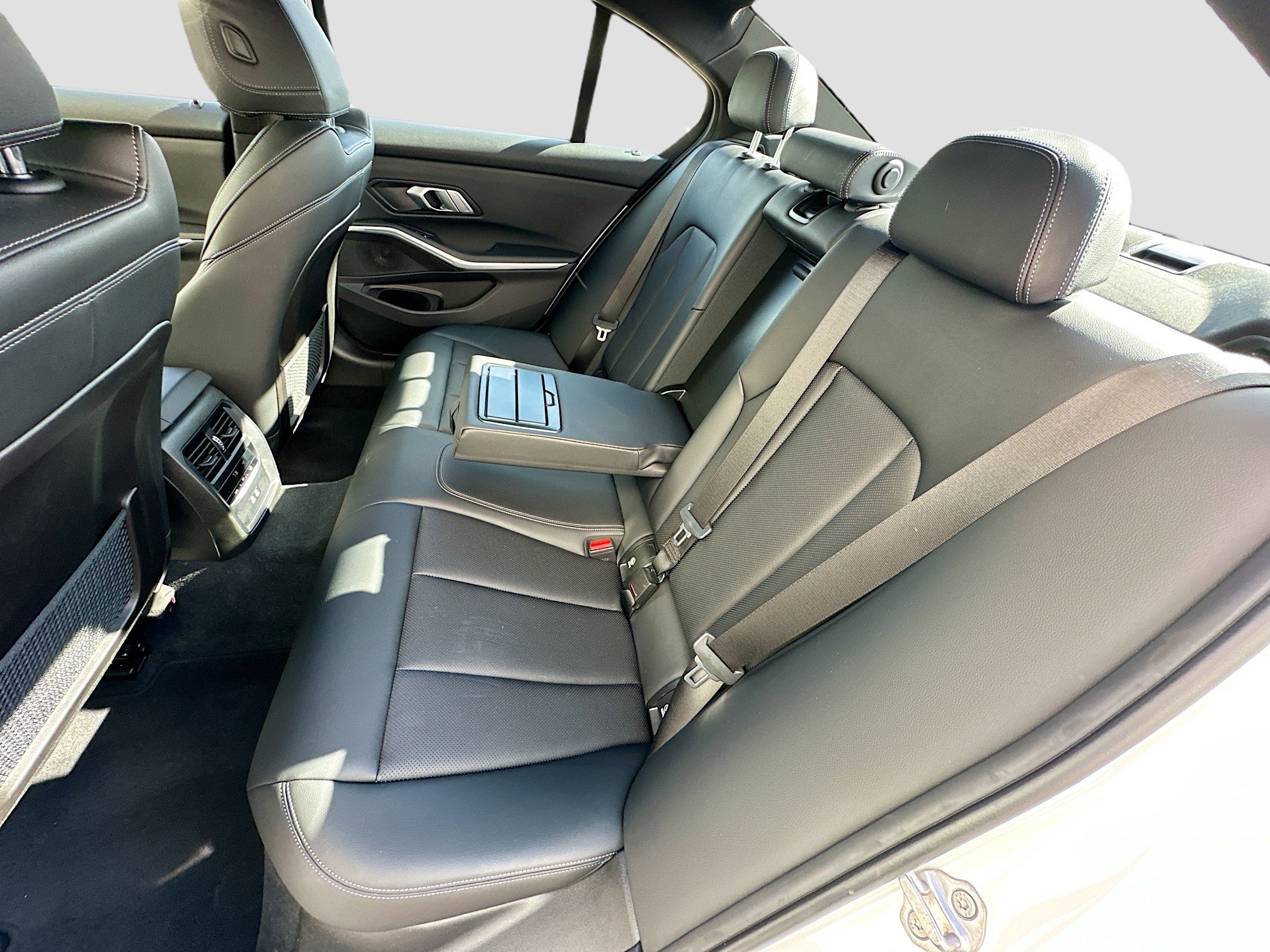 Certified 2023 BMW 330i Sedan w/ Driving Assistance Package image 25