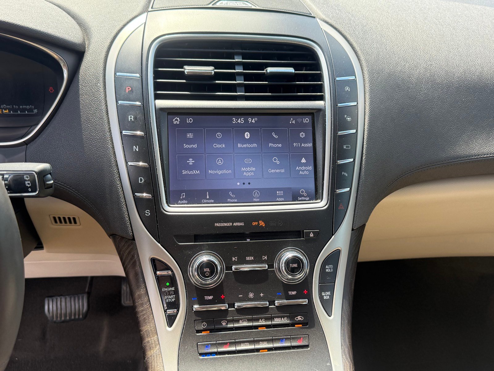 Used 2020 Lincoln Nautilus Reserve w/ Equipment Group 201A AWD/4WD image 11