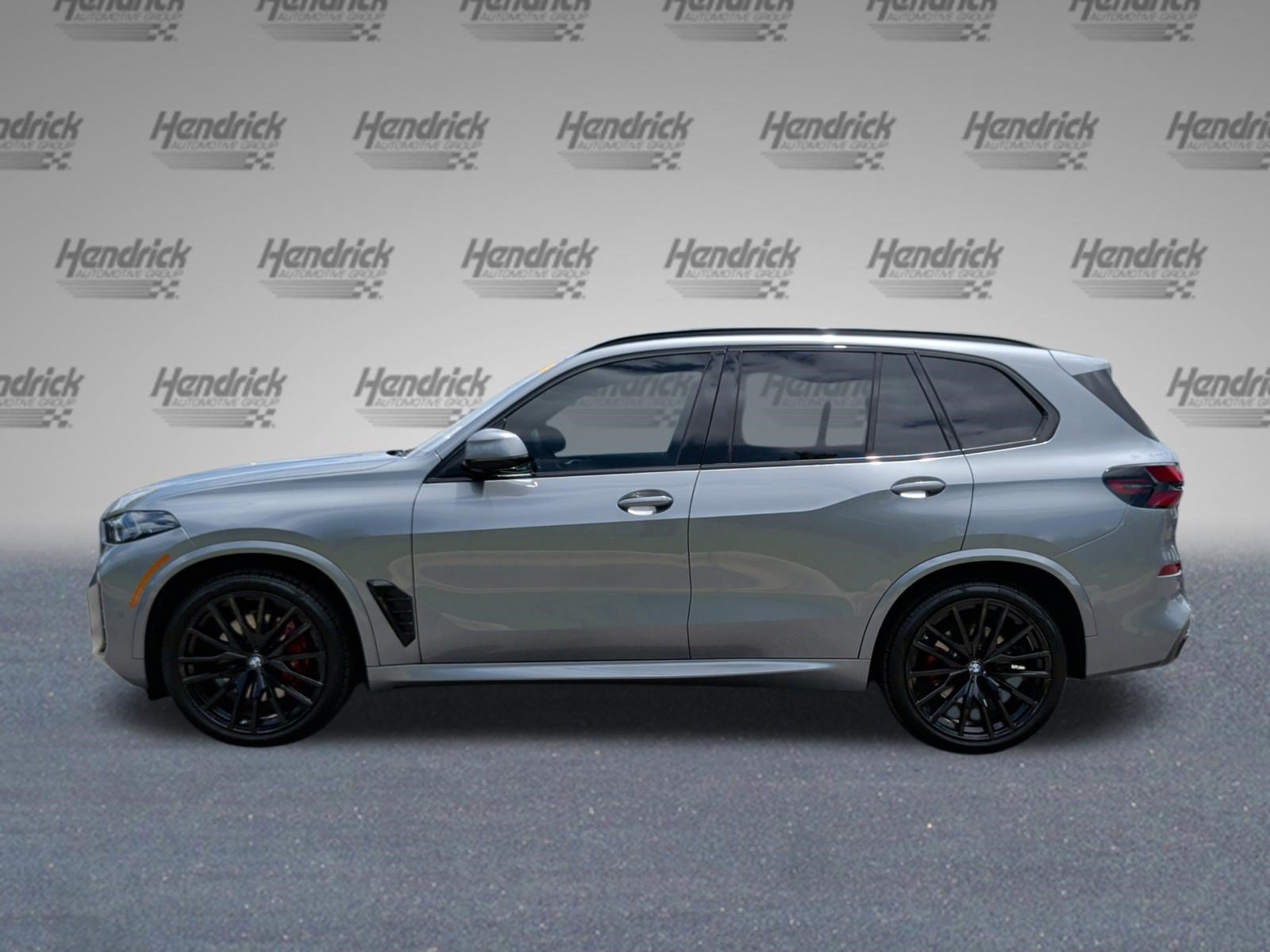 Certified 2026 BMW X5 xDrive40i w/ M Sport Package AWD/4WD image 10
