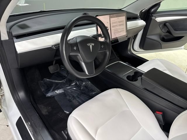 Used 2021 Tesla Model 3 Standard Range Plus RWD image 12