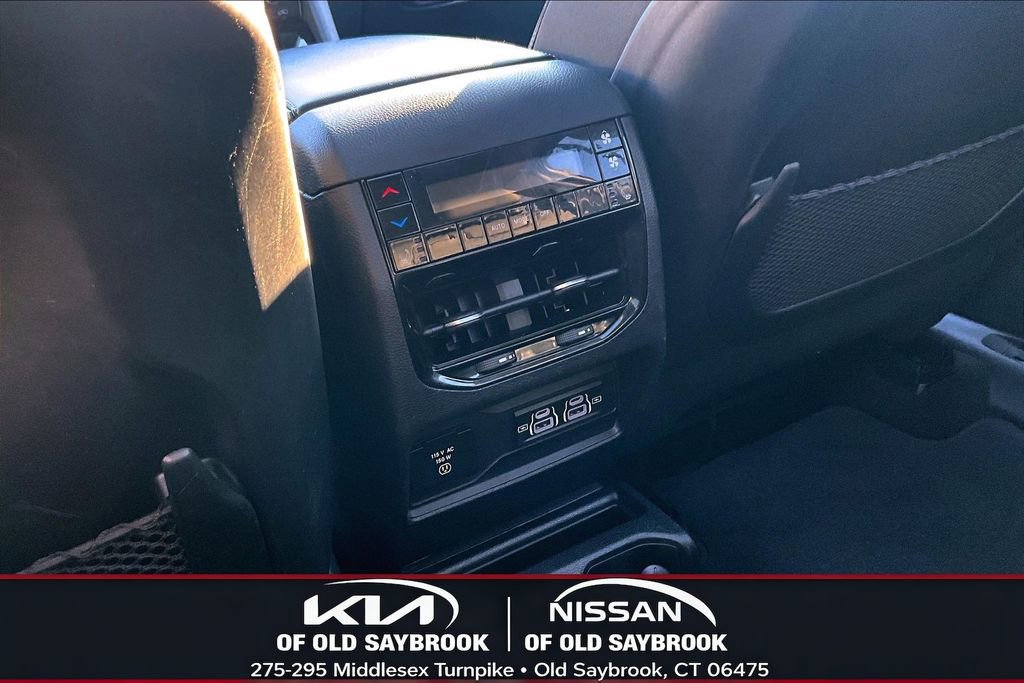 Used 2021 Jeep Grand Cherokee L Limited image 10