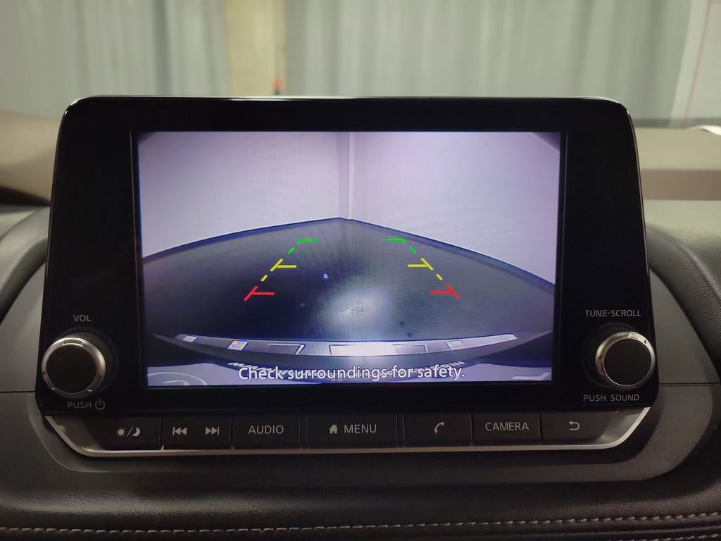 Used 2023 Nissan Rogue SV FWD image 19