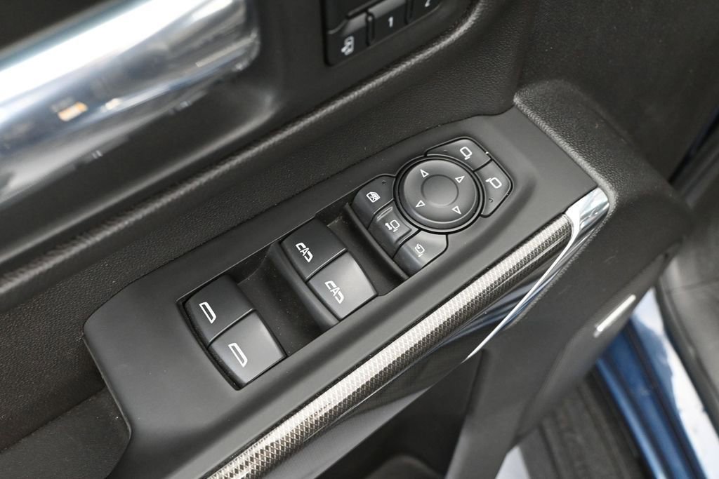 Used 2022 GMC Sierra 3500 AT4 w/ AT4 Premium Plus Package AWD/4WD image 23