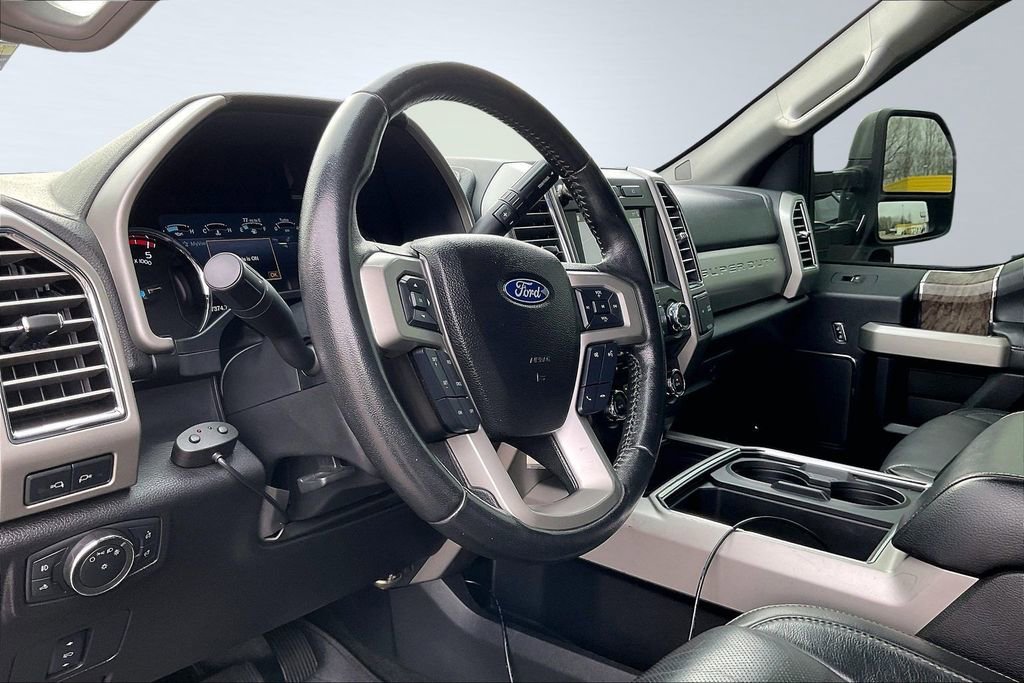 Used 2017 Ford F250 Lariat w/ Lariat Value Package image 13