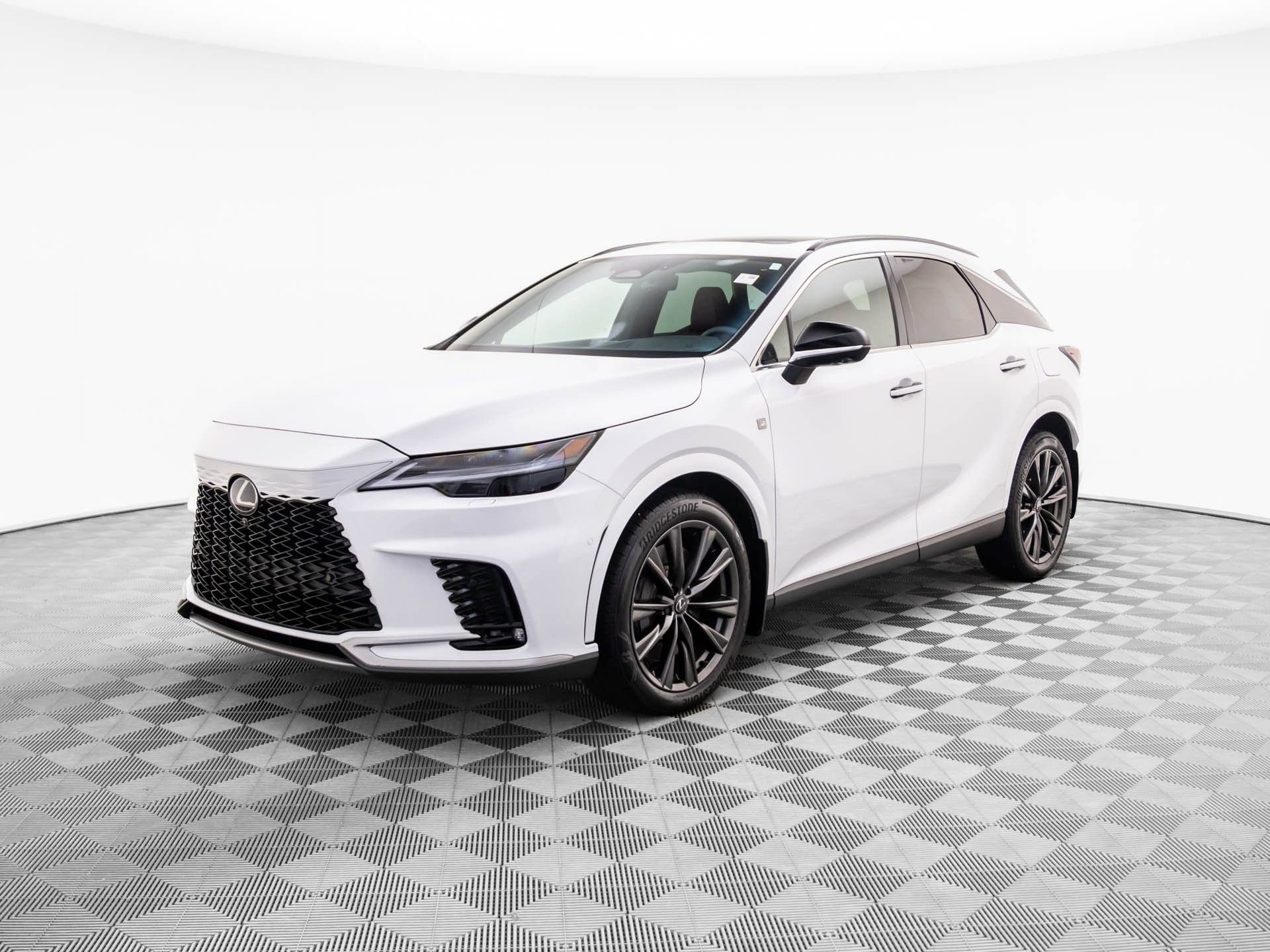 Used 2024 Lexus RX 350 AWD image 3