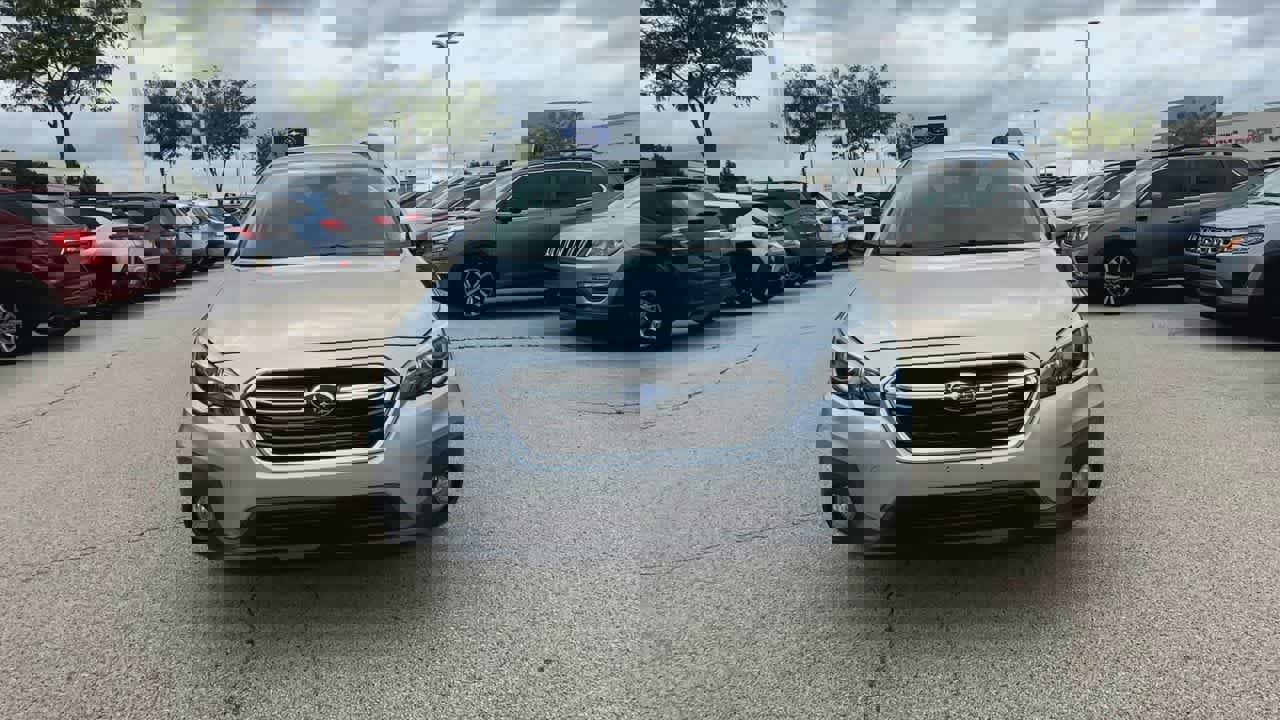 Used 2019 Subaru Outback 2.5i Premium image 3