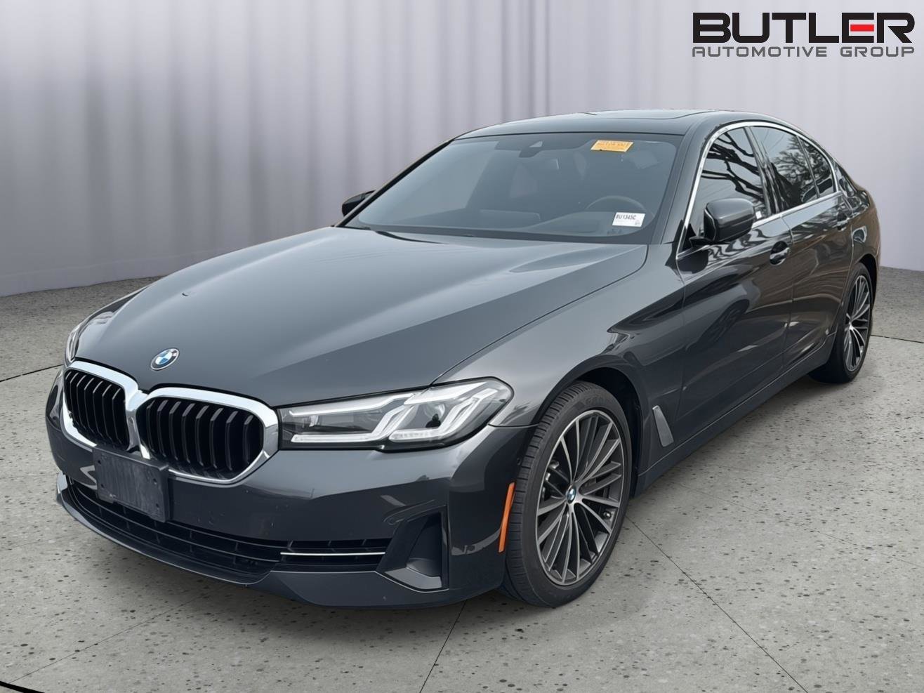 Used 2021 BMW 540i w/ M Sport Package image 1