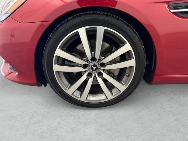 Used 2020 Mercedes-Benz SLC 300 image 23