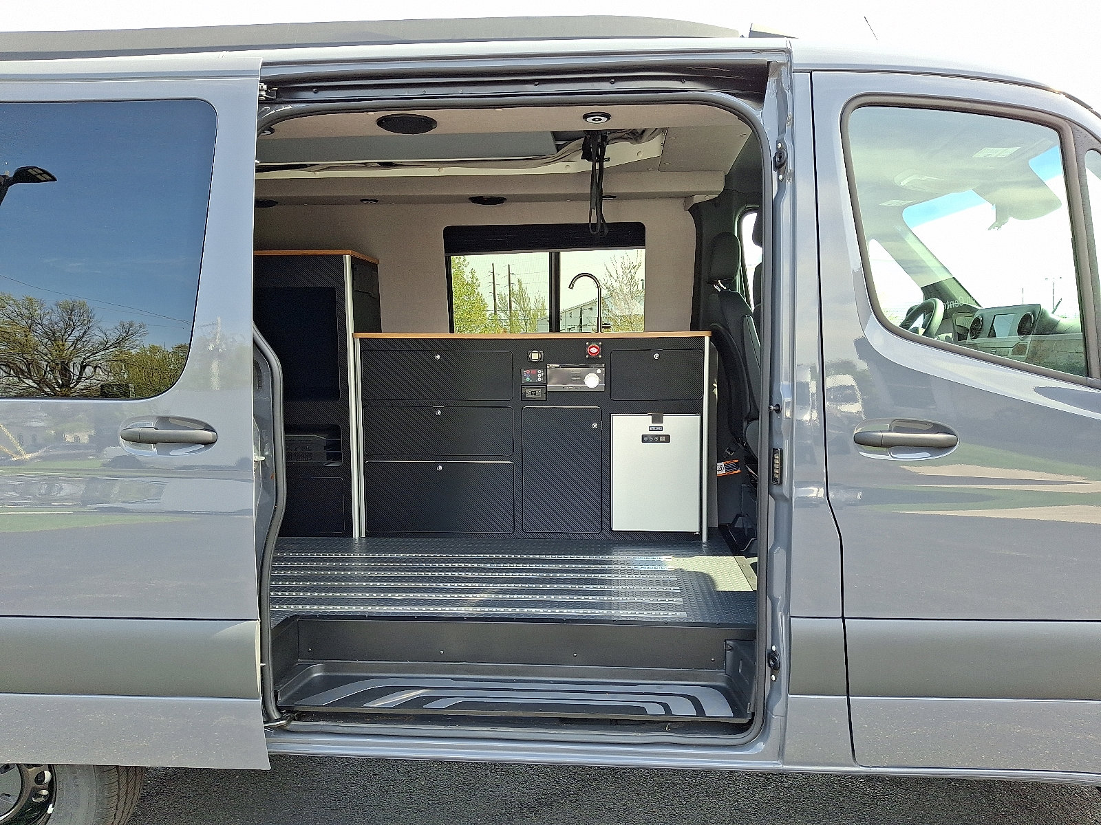 Used 2024 Mercedes-Benz Sprinter 2500 image 15