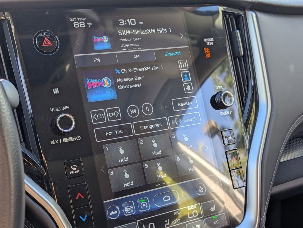 Used 2025 Subaru Outback Premium image 21