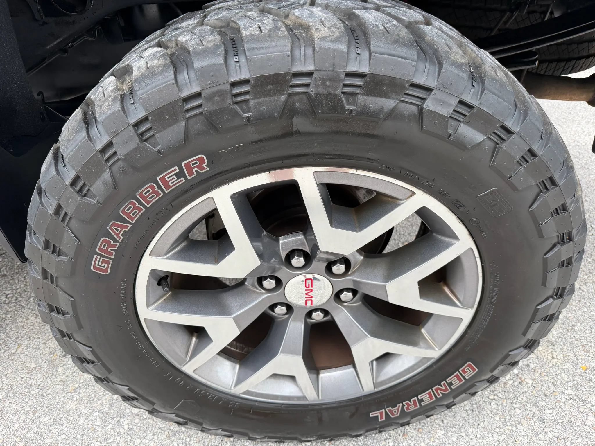 Used 2016 GMC Sierra 1500 SLT w/ All-Terrain Package AWD/4WD image 46